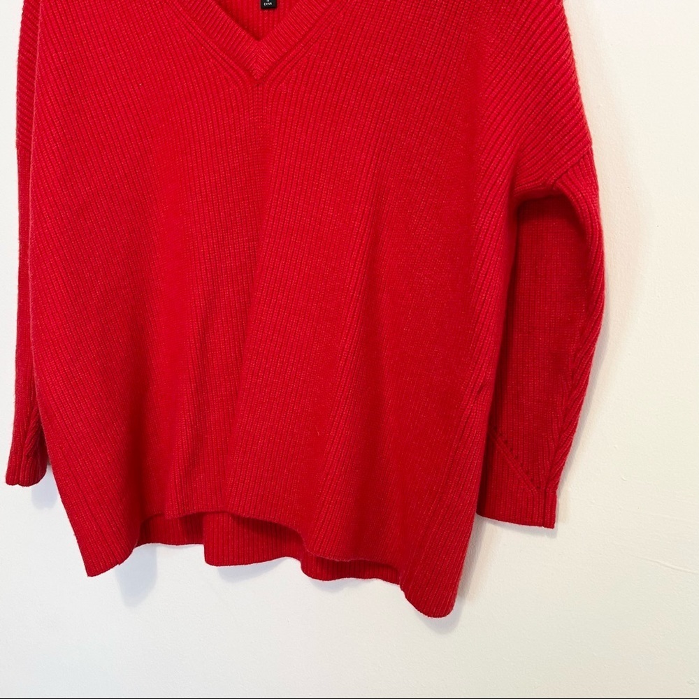 Chrissy Teigen x Revolve Ethan Pullover Sweater - Picture 3 of 10